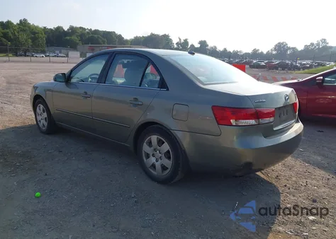 2008 Hyundai Sonata Gls z USA, uszkodzony, nr VIN 5NPET46C38H352834